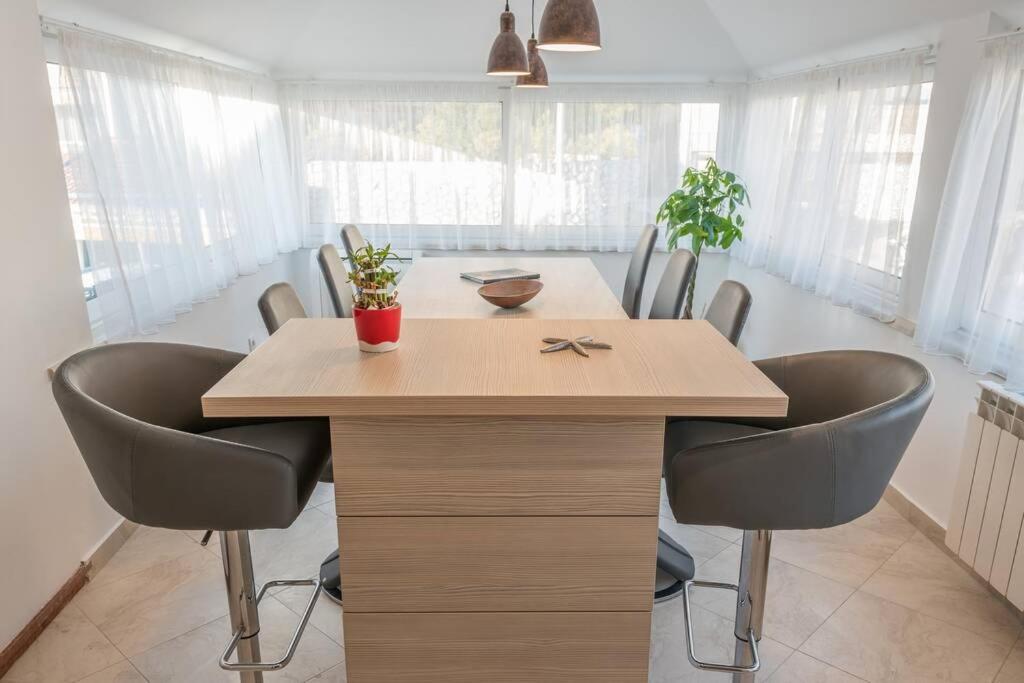Apartment Marina Deluxe Дубровник Екстериор снимка